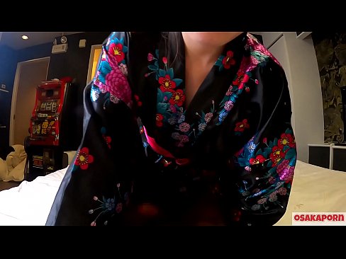 ❤️ Giovane ragazza cosplay ama il sesso fino all'orgasmo con uno squirt in una cavallerizza e un pompino. Ragazza asiatica con figa pelosa e belle tette in costume tradizionale giapponese in video amatoriale che mostra la masturbazione con fuck toys. Sakura 3 OSAKAPORN. ❤ Pornoal it.hentai-id.ru ☑