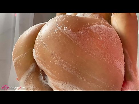 ❤️ Brunetta masturba la figa con il vibratore fino ad un intenso orgasmo sotto la doccia ❤ Pornoal it.hentai-id.ru ☑