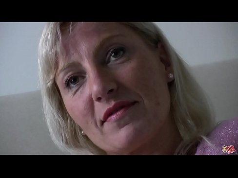❤️ La madre che abbiamo tutti scopato ... Signora, si comporti bene! ❤ Pornoal it.hentai-id.ru ☑